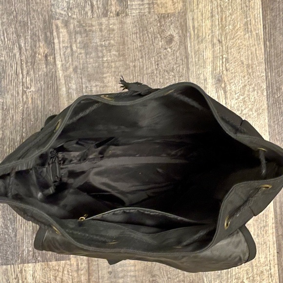 Women’s Faux Leather Canvas Draw String Bucket Bag Mid Size Backpack Black & Tan - Picture 5 of 8